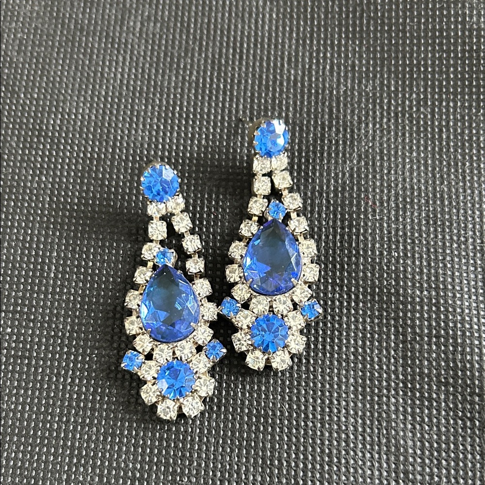 Elegant Blue and Silver Teardrop Earrings
